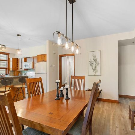 Tremblant Les Eaux - 2 Bedrooms with Pool&Hot Tub Access, near Pedestrian Village - 219-1 Mont-Tremblant Extérieur photo