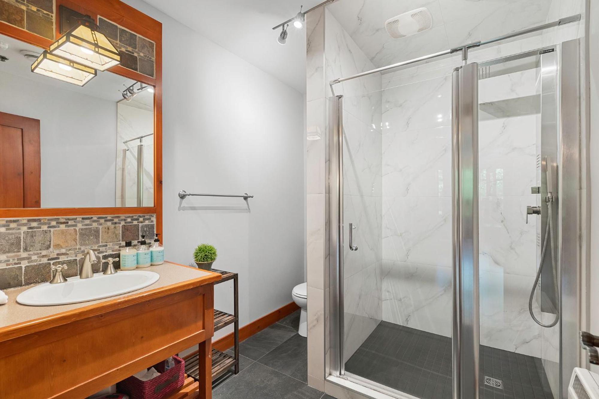Tremblant Les Eaux - 2 Bedrooms with Pool&Hot Tub Access, near Pedestrian Village - 219-1 Mont-Tremblant Extérieur photo